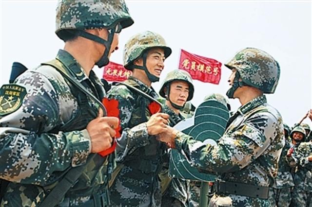 军长能否调动警卫连,军事组织与指挥链的探讨,军长与警卫连,军事组织与指挥链的探讨与调动权限解析