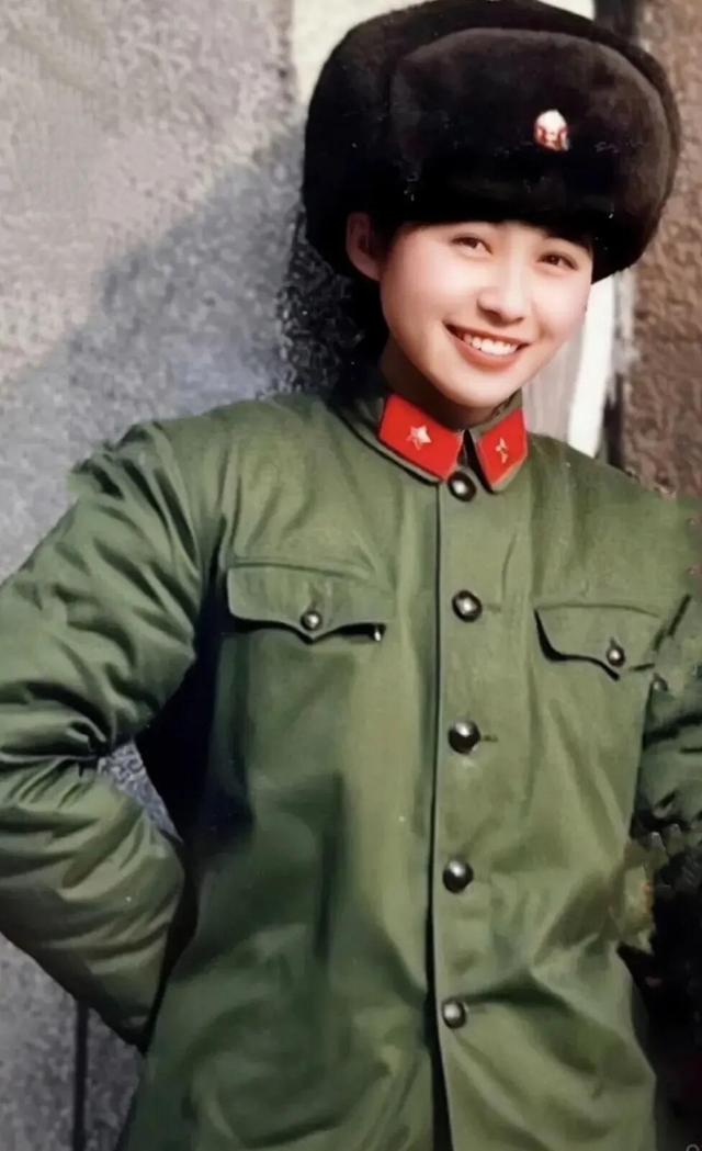 探索历史之美，65式军装女兵大图片大全，探索历史之美，珍贵65式军装女兵图片大全集