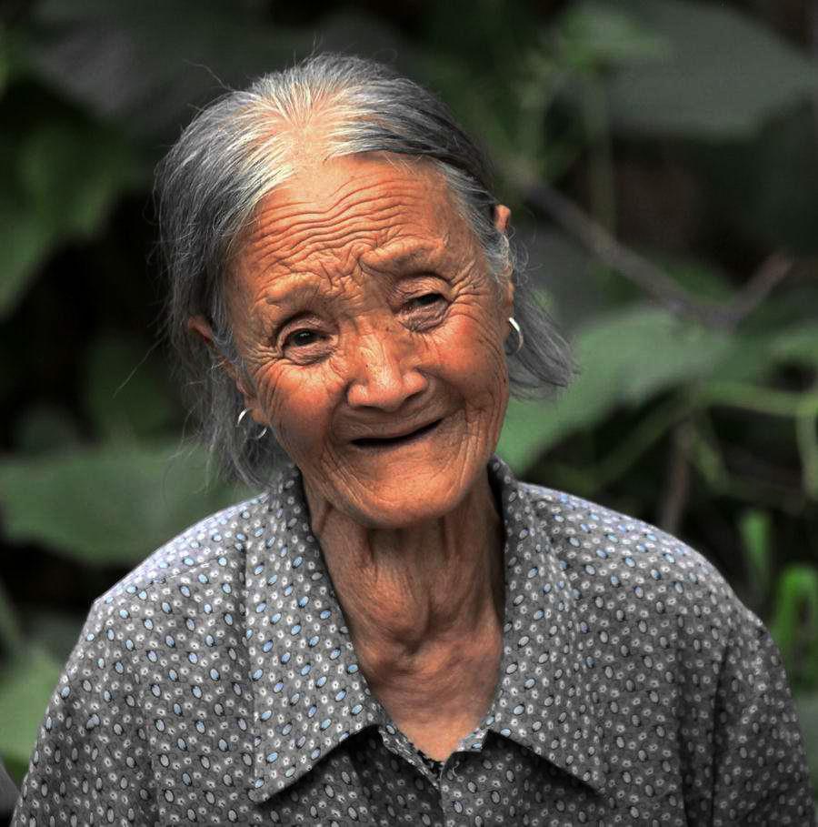 今天的她们演员表深度解析,今日热播剧她们演员阵容深度解析