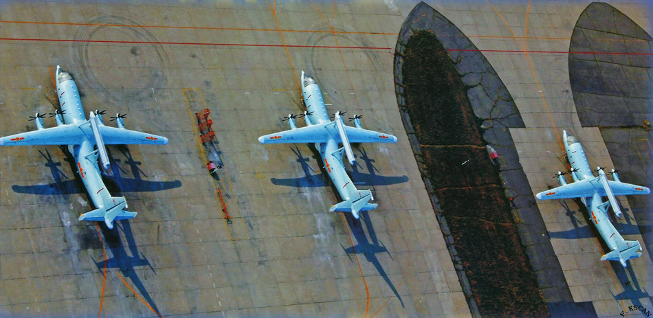 空警200三视图,探索航空安全的先进力量,空警200三视图揭示航空安全先进力量探索之旅