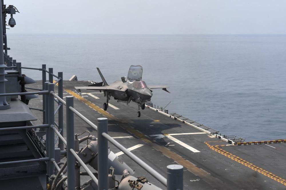 美军装备发展思路,未来战争中的战略转型与装备升级,美军战略转型与装备升级,未来战争中的发展思路与装备展望