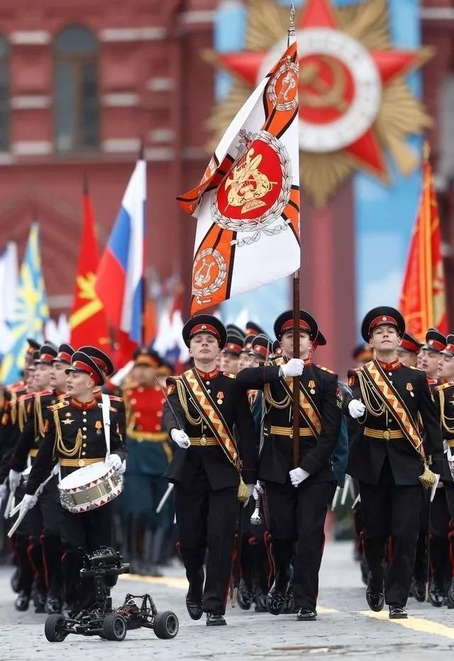 中国女兵方队全集全屏，荣耀与力量的展现，中国女兵方队，荣耀与力量的完美展现
