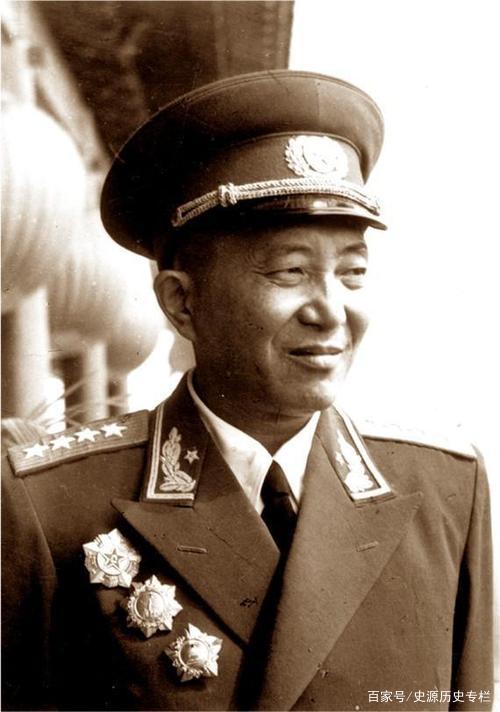 总参谋长与参谋总长，职责与权力的差异解析，总参谋长与参谋总长职责与权力差异解析，职责与权力对比研究