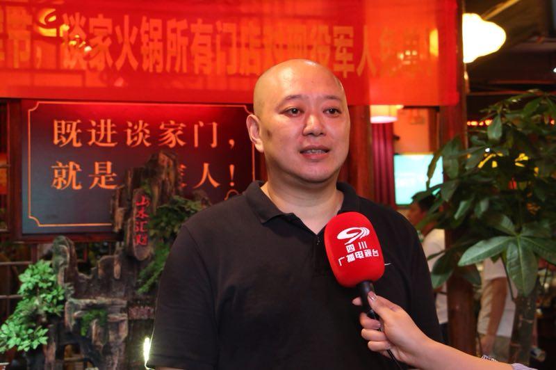 中国人民解放军军旗的主要标志，荣耀与象征，中国人民解放军军旗，荣耀的象征与标志