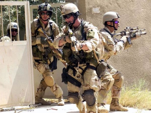 美军装备清洗维护效果,卓越保障与战斗力提升的关键要素,美军装备清洗维护效果,卓越保障与战斗力增强的关键要素解析