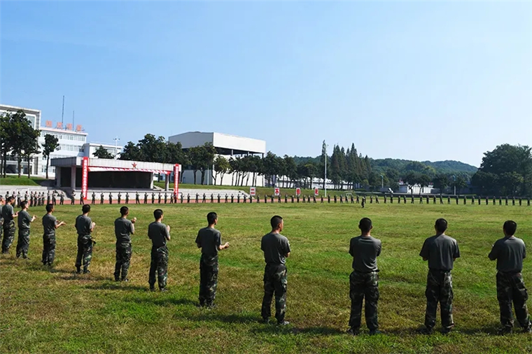 朱热河训练基地全面解析,朱热河训练基地深度剖析