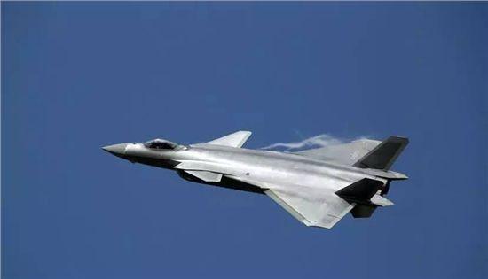 歼21与歼20对比，探索两款顶尖战机的差异与优势，歼21与歼20对比，探索两款顶尖战机的差异与优势分析