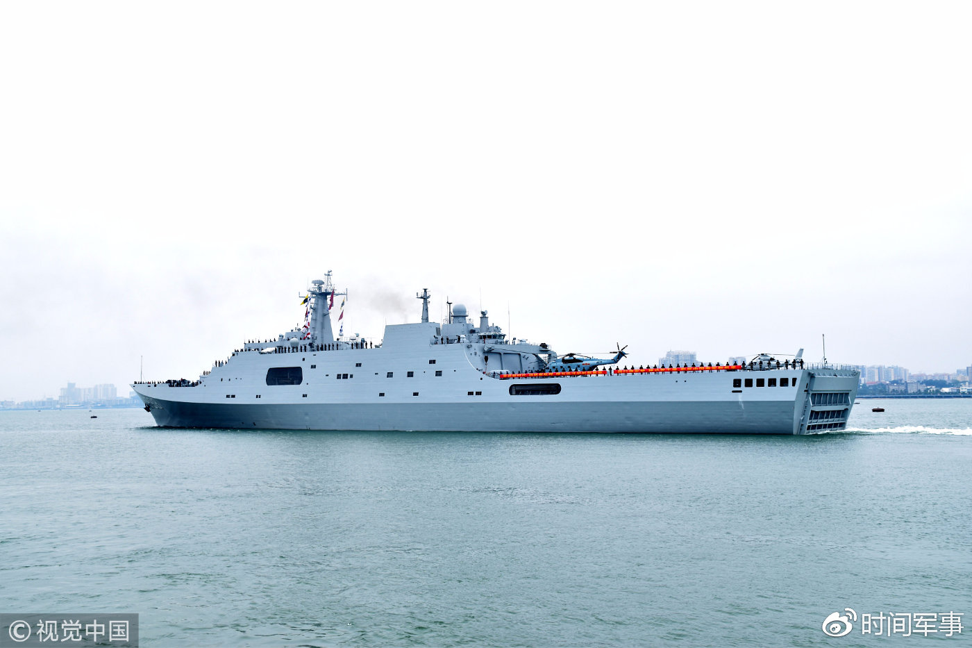 昆仑山舰简介及中国海军舰艇数量概述,昆仑山舰简介与中国海军舰艇数量概览