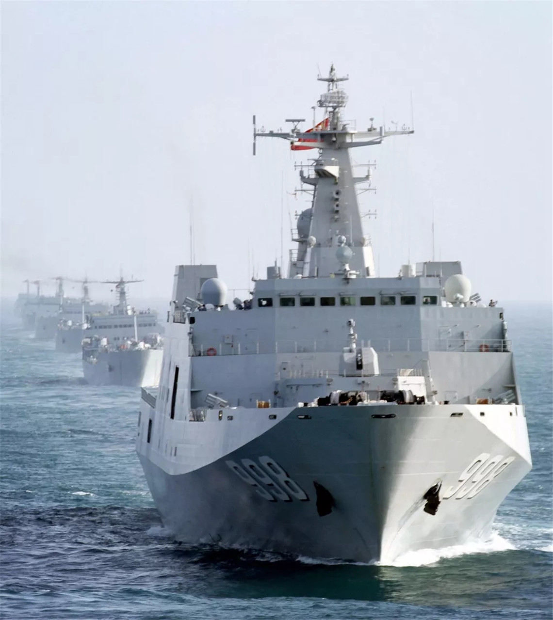 昆仑山舰简介及中国海军舰艇数量概述,昆仑山舰简介与中国海军舰艇数量概览