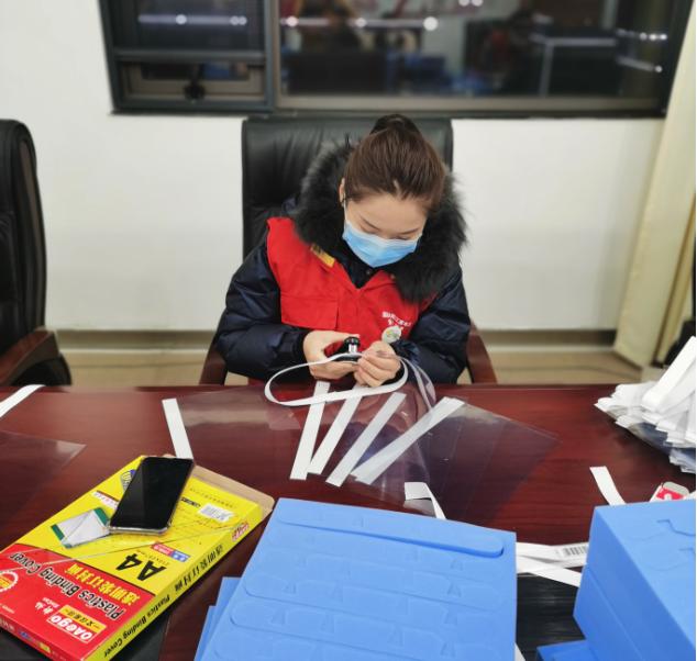 歼15飞行手册,探索中国新一代舰载战斗机的飞行秘籍,探索歼15舰载战斗机飞行秘籍,中国新一代舰载飞行手册揭秘