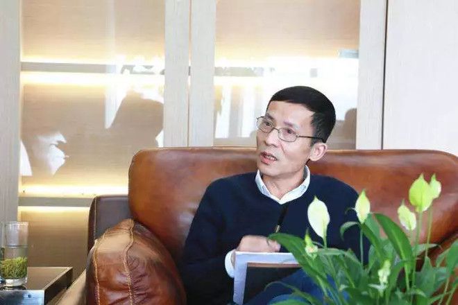 刘代华，时代之光，照亮前行之路，刘代华，时代之光，引领前行之路