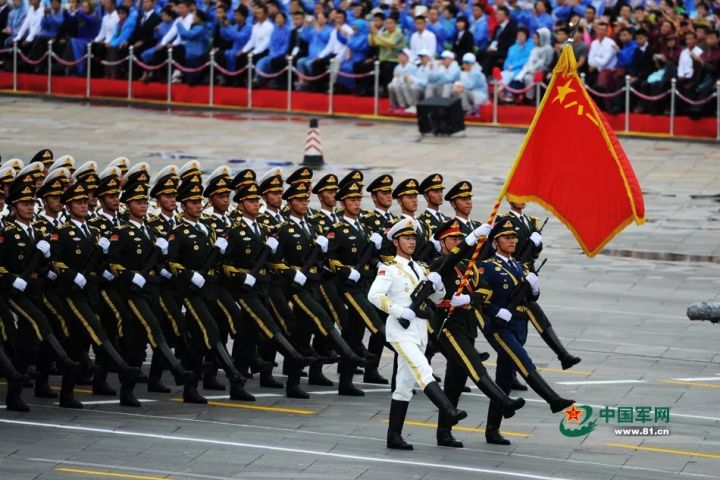盛大的庆典，纪念中华人民共和国成立七十周年阅兵仪式的时间与意义，中华人民共和国成立七十周年阅兵仪式，盛大庆典的时间与深远意义