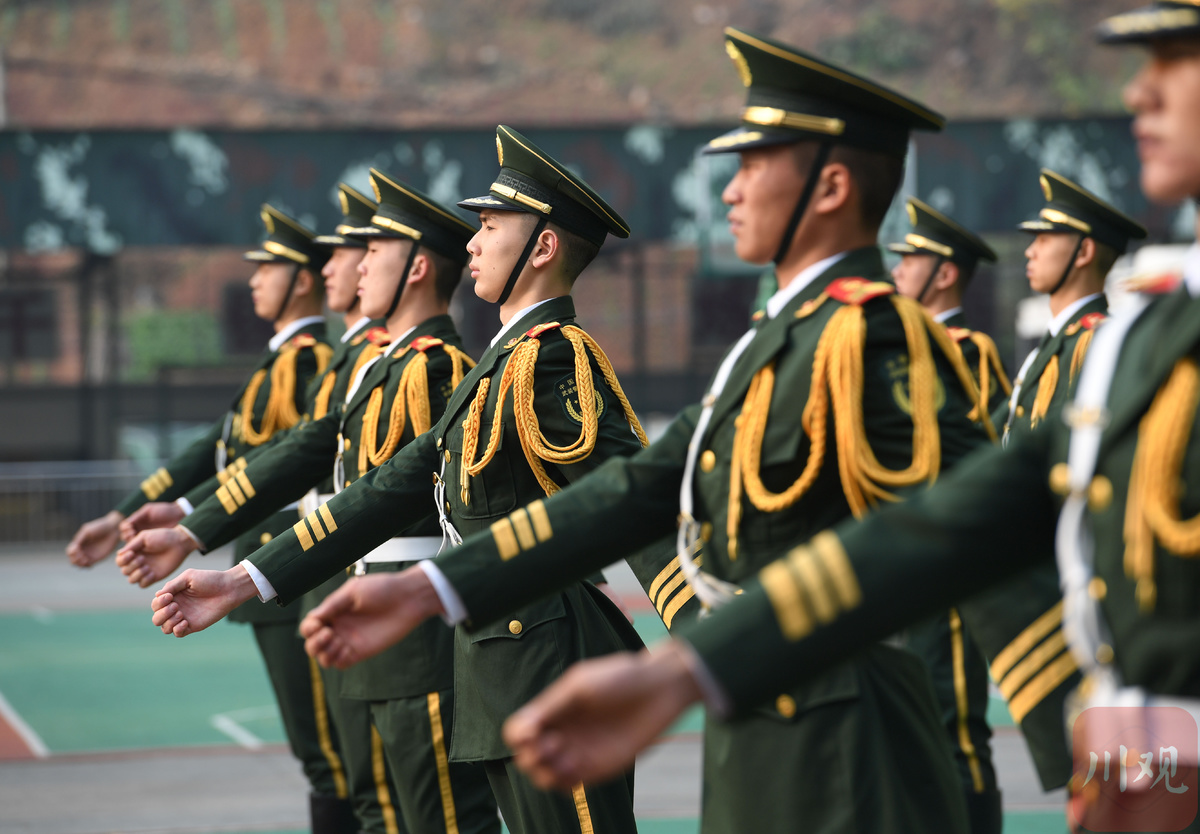 武警摩托车礼宾护卫队，荣耀与责任，武警摩托车礼宾护卫队，荣耀与责任同行