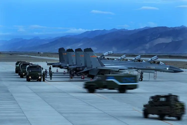 虹云工程超级军事大本营,未来战争的核心力量,虹云工程超级军事大本营,未来战争的核心力量基地