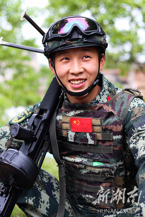 九图军事网哥哥,引领军事领域的网络先锋,九图军事网哥哥,军事领域的网络先锋引领者