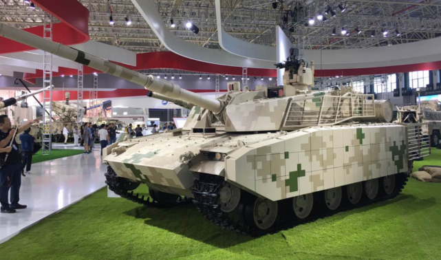 T90坦克去掉反应装甲，技术细节与战略考量，T90坦克反应装甲移除，技术细节与战略考量分析