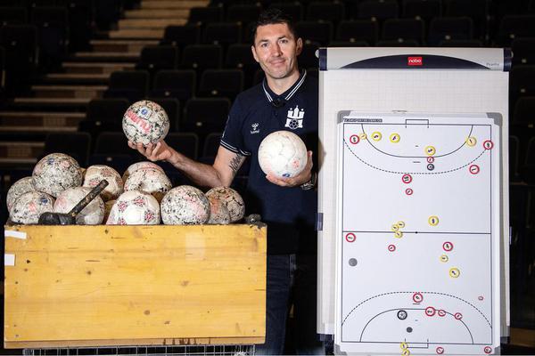 正版王中王必中一肖,探索背后的秘密与信仰,正版王中王必中一肖,揭秘背后的秘密与信仰力量