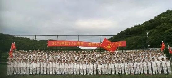 人民海军空军成立七十周年意义深远，回顾与前瞻，人民海军空军成立七十周年，回顾历程，展望未来重大意义