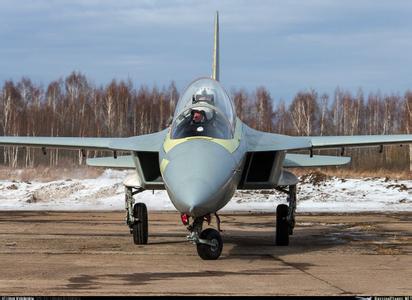 中国教练机数量较少的原因深度分析，中国教练机数量较少的原因探究，深度解析与探讨