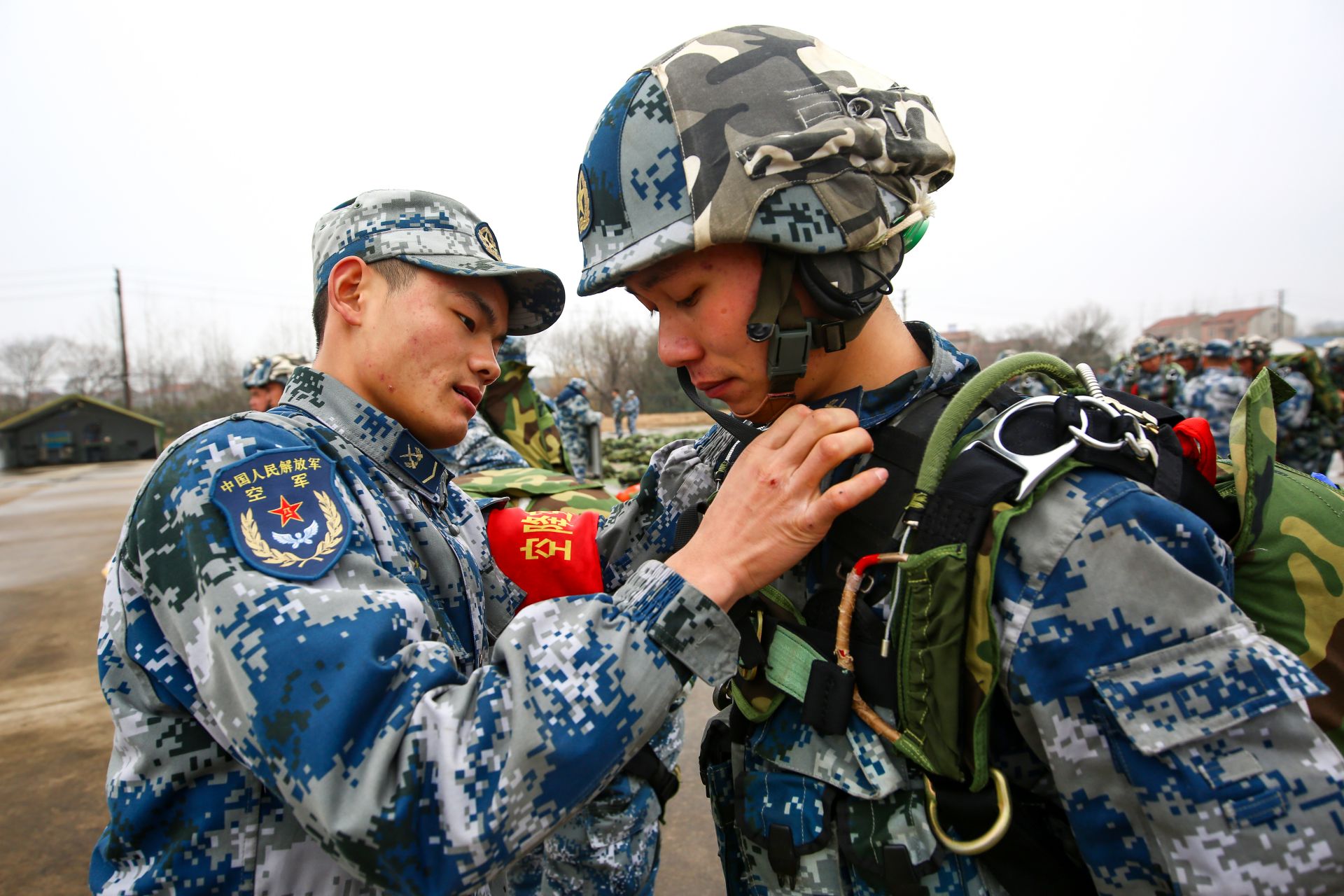 中国空降兵部队的发展历程及旅级单位数量概览，中国空降兵部队发展历程概览及旅级单位数量统计