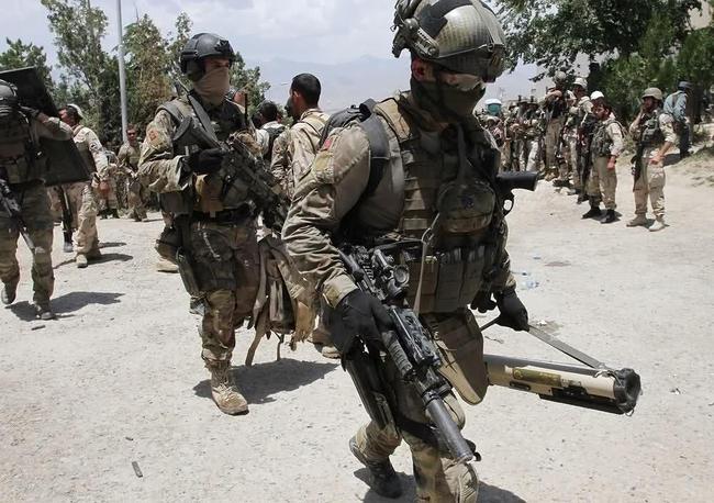 情报兵的职业概述及其服役时长,深入了解一般需要干多久,情报兵职业概述及服役时长解析,一般需要干多久?