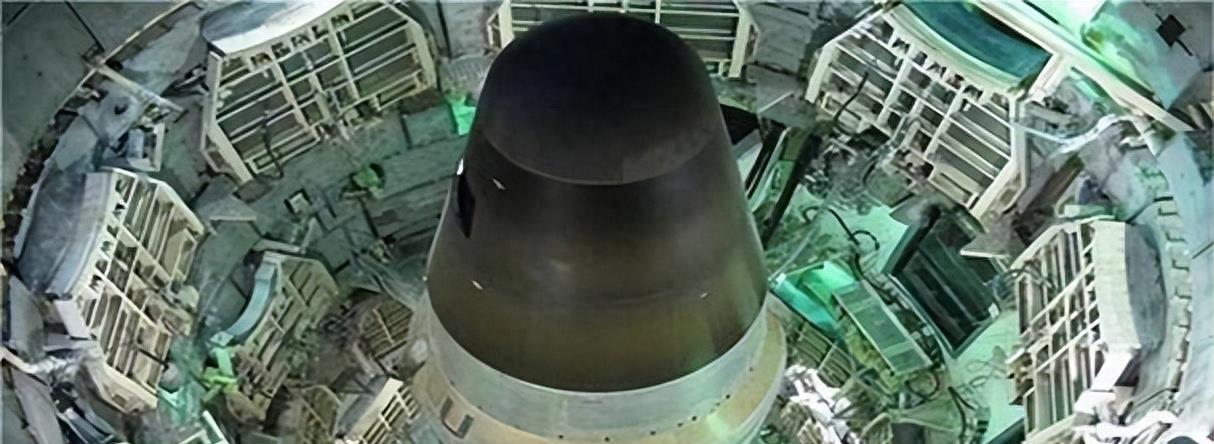 揭秘第四代核武器，视频中的未来战争形态，揭秘第四代核武器，未来战争形态展望视频