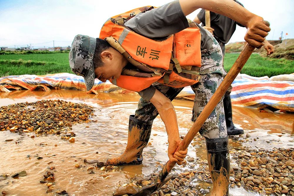 关于我国某部队处理军官不当行为的深度解析,深度解析,我国部队处理军官不当行为的举措与启示