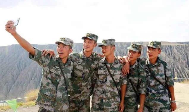 关于我国某部队处理军官不当行为的深度解析，深度解析，我国部队处理军官不当行为的举措与启示