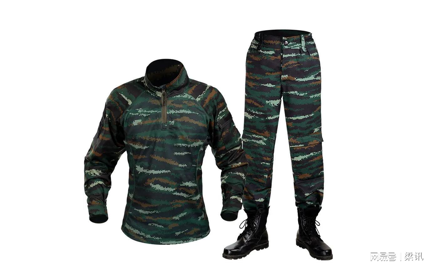 武警夏季迷彩作训服，功能与设计的完美结合，武警夏季迷彩作训服，功能与设计融合之典范