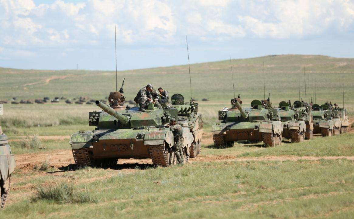 中国朱日和军事基地，揭示其重要性及其角色，中国朱日和军事基地，战略要地的重要性与角色揭秘