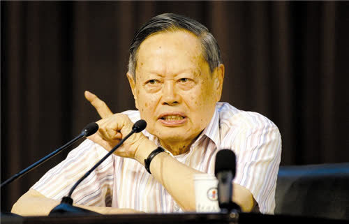 邓稼先与钱学森，两位科学家的研究方向及其影响，邓稼先与钱学森，两位科学家的研究方向及其深远影响