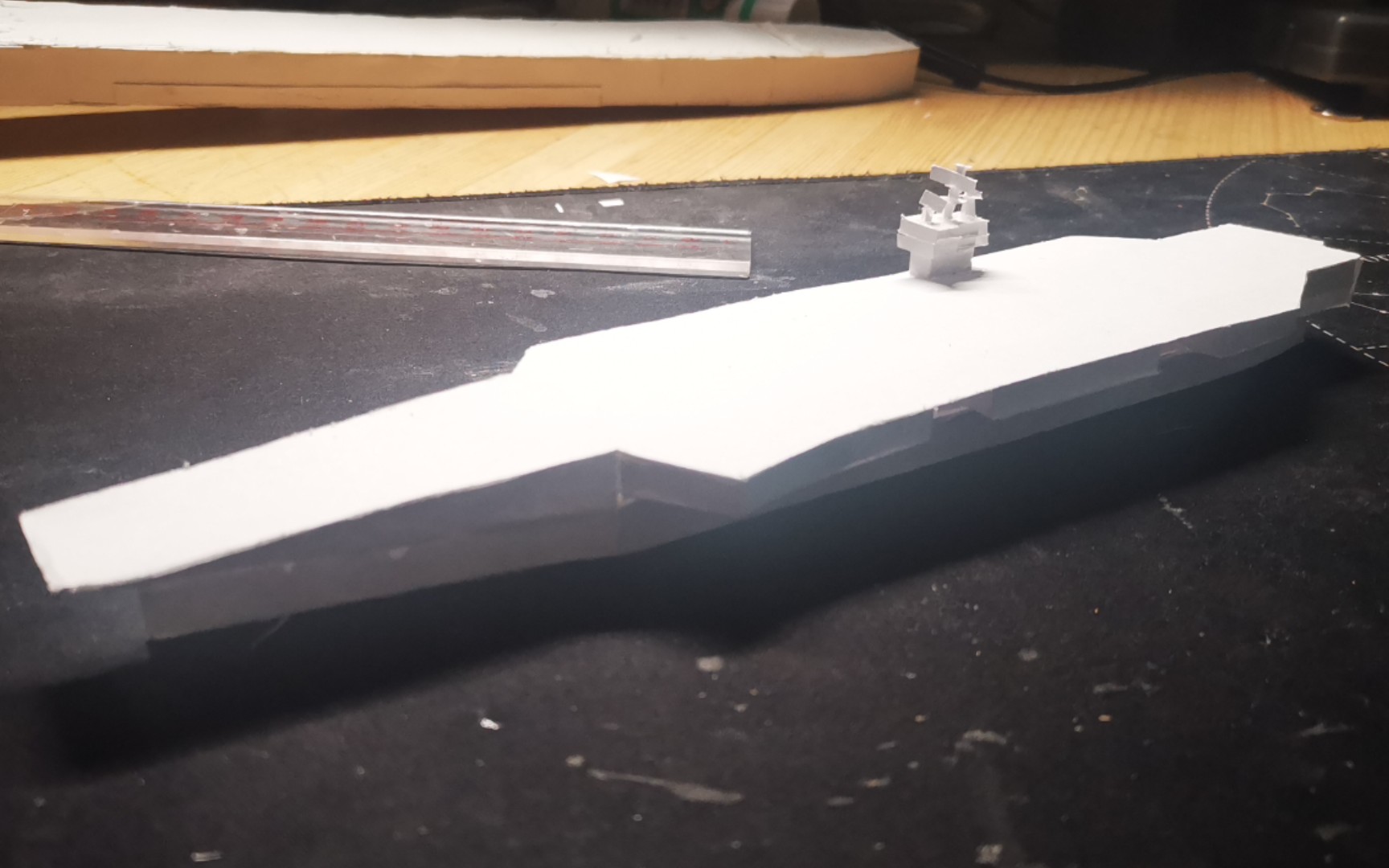 折纸航空母舰模型，探索纸艺与军事科技的完美结合，折纸航空母舰模型，纸艺与军事科技的绝美融合