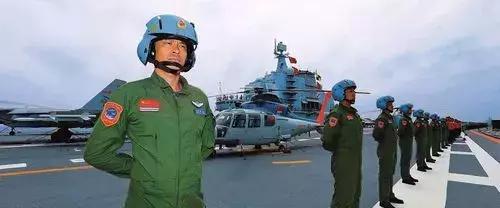 庆祝海军成立七十周年阅兵仪式——彰显海洋强国力量，庆祝海军成立七十周年阅兵仪式，海洋强国力量的展现
