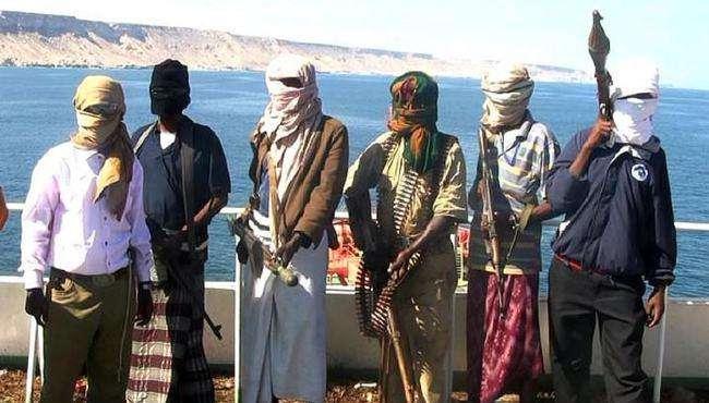 中国军舰遭遇海盗袭击的真相,完整视频背后的故事,中国军舰遭遇海盗袭击真相揭秘,完整视频背后的故事