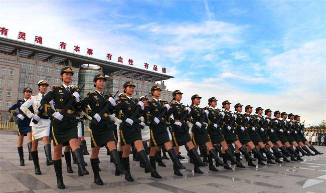 三军仪仗队，万里挑一的荣耀与责任，三军仪仗队的荣耀与责任，万里挑一的使命担当