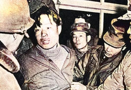 中国特种部队衣服图片，神秘而威严的象征，中国特种部队服饰图片，神秘威严的象征
