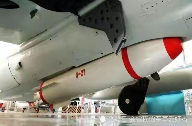 强5攻击机挂载武器,空中力量的锐利之爪,强5攻击机挂载武器,空中力量的锐利武器展现