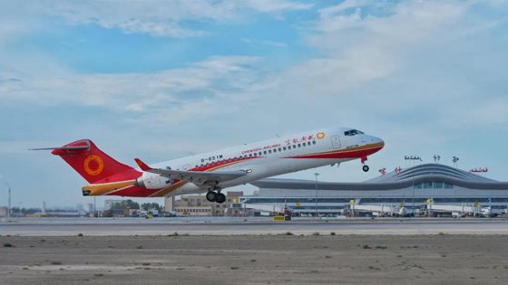 成都航空,展翅翱翔的西部航空枢纽,成都航空,西部航空枢纽的翱翔之路