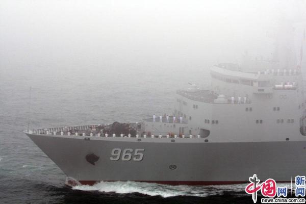 人民海军70周年，055型驱逐舰的荣耀历程，人民海军70周年庆典，055型驱逐舰的辉煌历程
