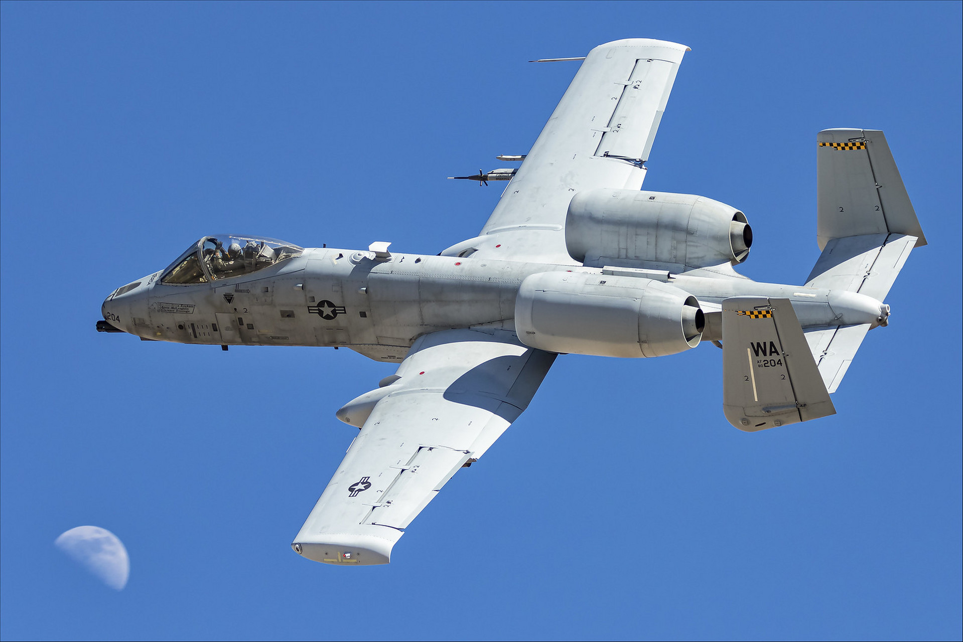 探索A-10攻击机的同类型战机，性能与能力的比较，A-10攻击机的同类战机探索，性能与能力比较