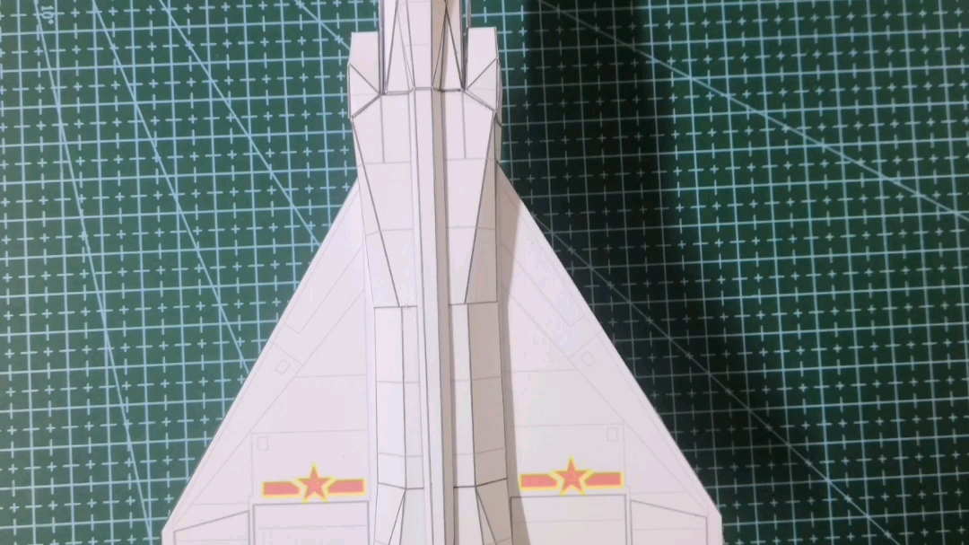 歼八飞机折纸艺术,一种古老与现代的完美结合,歼八飞机折纸艺术,古老与现代的完美融合