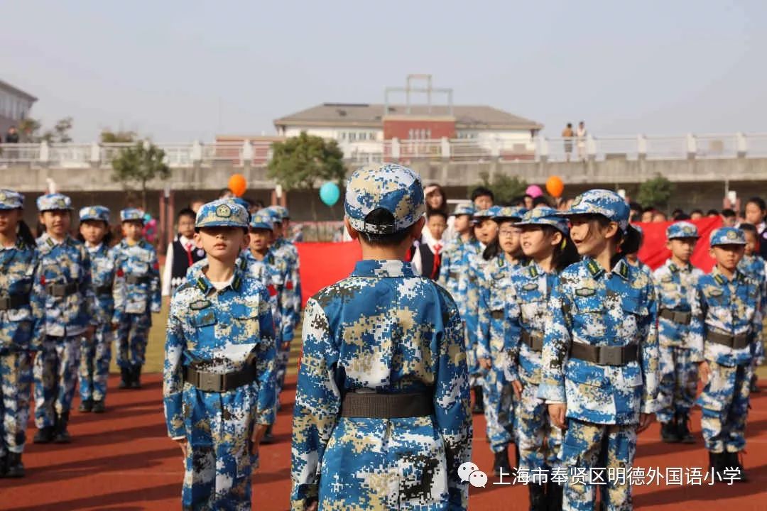 阅兵方阵介绍语——展现国家力量与荣耀的盛大仪式，阅兵方阵，展现国家力量与荣耀的辉煌仪式