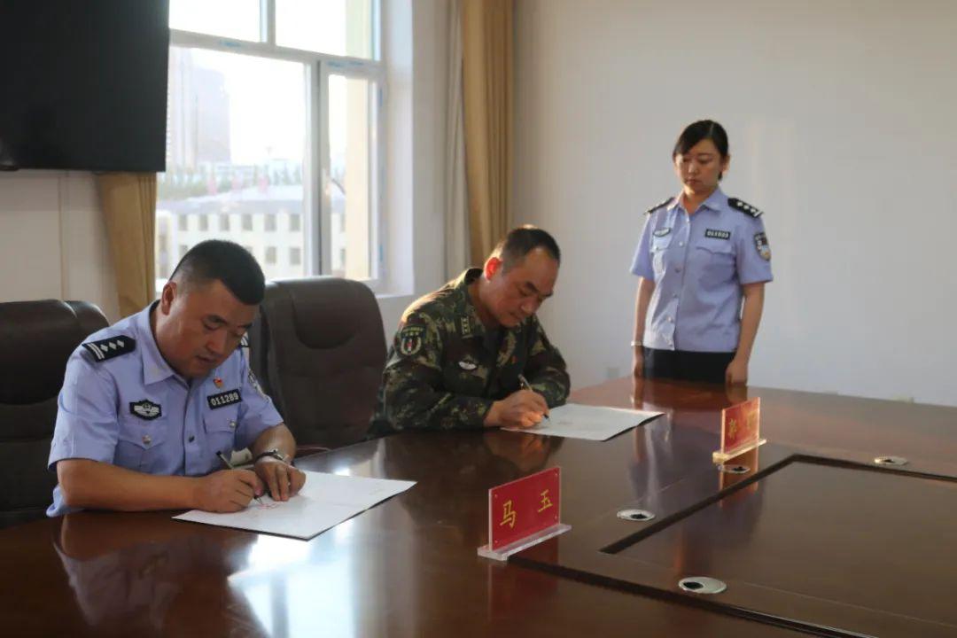 飘扬的军旗下燃烧的岁月美言网，飘扬的军旗下，岁月美言网回顾