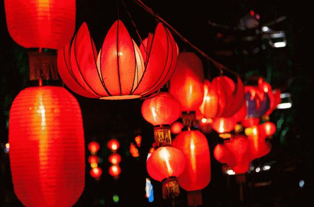 今日头条与百度百科,数字时代的资讯聚合与知识普及,今日头条与百度百科,数字时代的资讯聚合和知识普及引领者