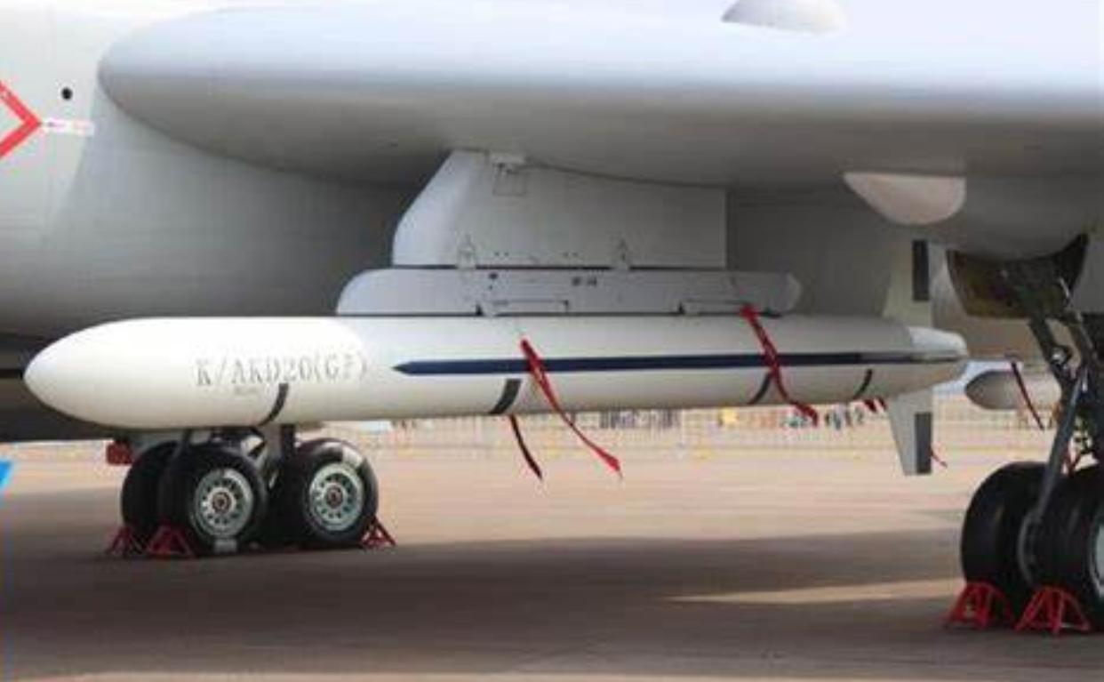 长剑01巡航导弹,现代战争中的精准打击利器,长剑01巡航导弹,现代战争精准打击的利器