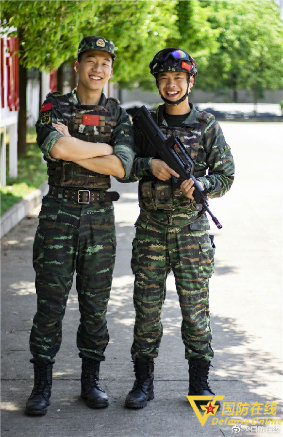 九图军事哥哥,铁血荣光背后的温情与担当,铁血荣光背后的温情与担当,军事哥哥的九图故事