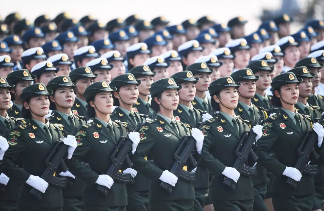 国庆阅兵中的女兵方队视频，展现力量与荣耀的篇章，国庆阅兵女兵方队，力量与荣耀的辉煌篇章