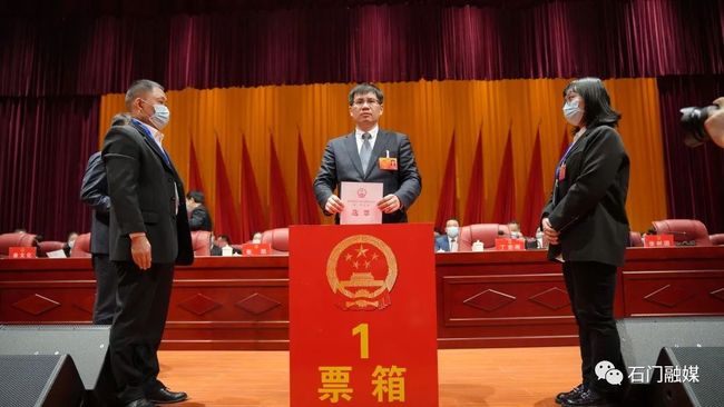 丁克刚，坚韧不拔的人生旅程，丁克刚，坚韧人生的不屈旅程