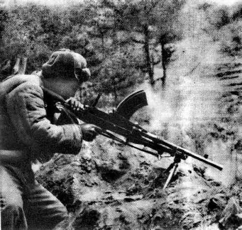 抗美援朝战争纪录片中的较量,揭示历史背后的英勇与智慧,抗美援朝战争纪录片揭秘,英勇与智慧的较量揭示历史真相