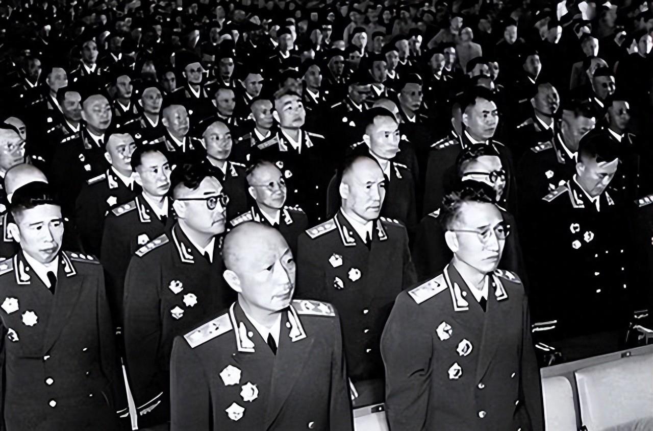 集团军的最高长官,职责、角色与影响,集团军最高长官的职责、角色与深远影响